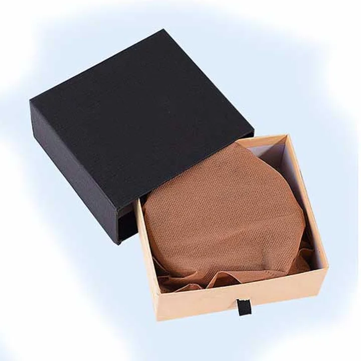 Boutique shipping boxes for premium retail packaging and presentation