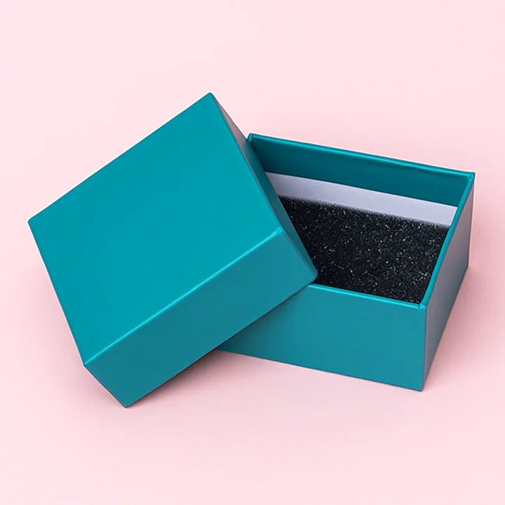 Two piece boxes with separate lid and base for luxury product presentation
